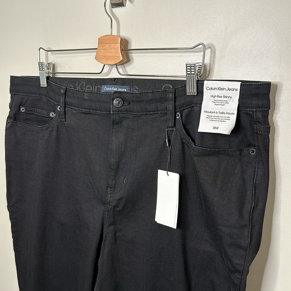 Calvin Klein Black High Rise Skinny Fit Comfort Stretch Jeans - Picture 5 of 13